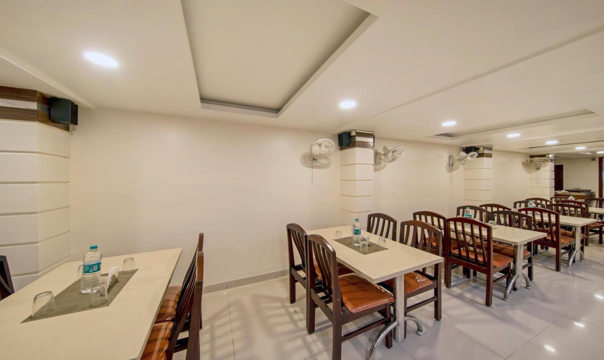 Treebo Sam Residency Hotel Coimbatore Exterior photo